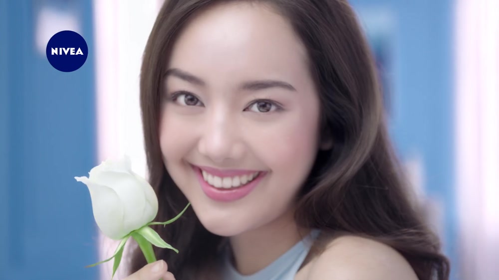 Nivea - Floral Face